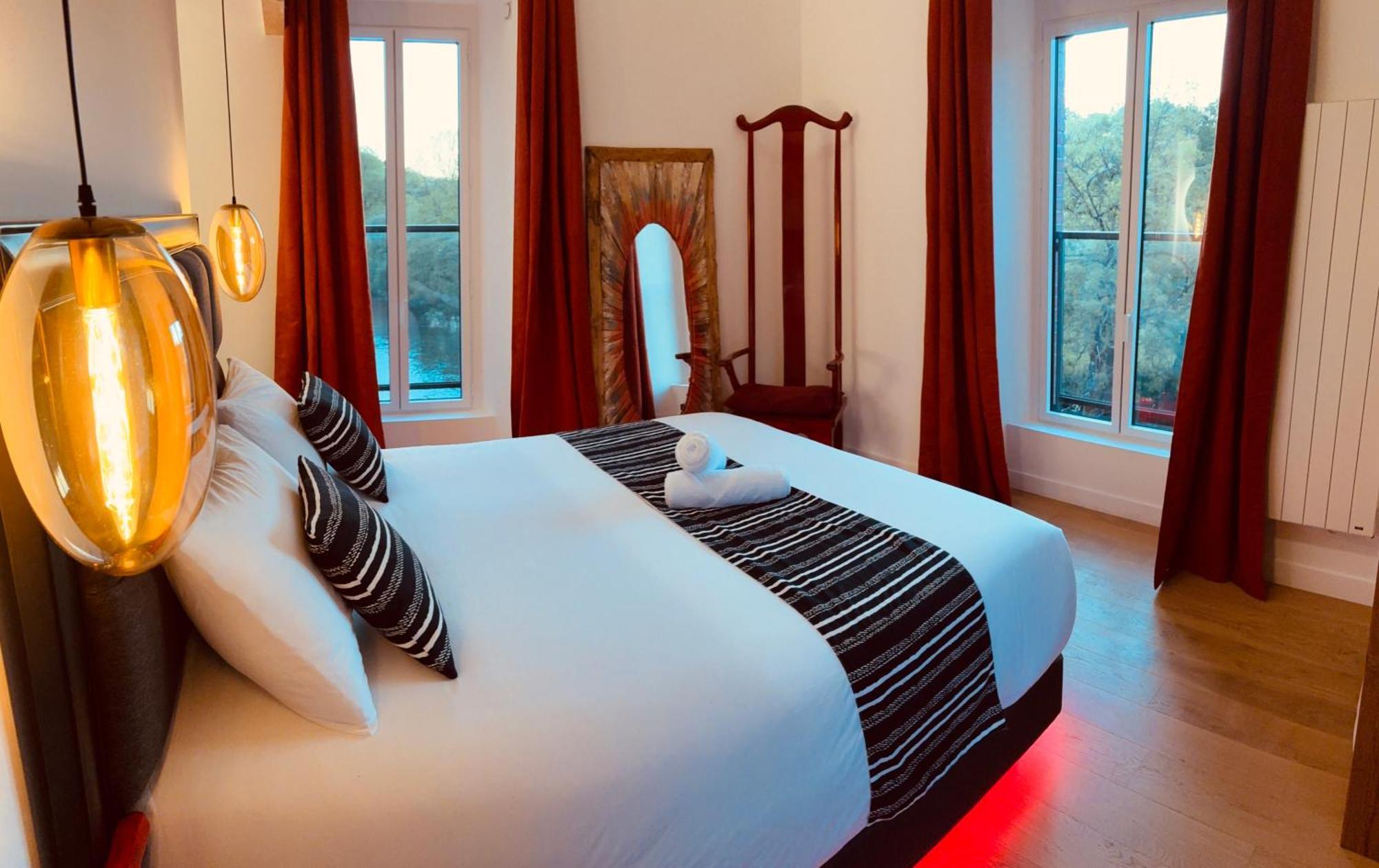 Le Moulin Du Guy, Proche Du Puy Dufou Bed & Breakfast Chanverrie Ngoại thất bức ảnh