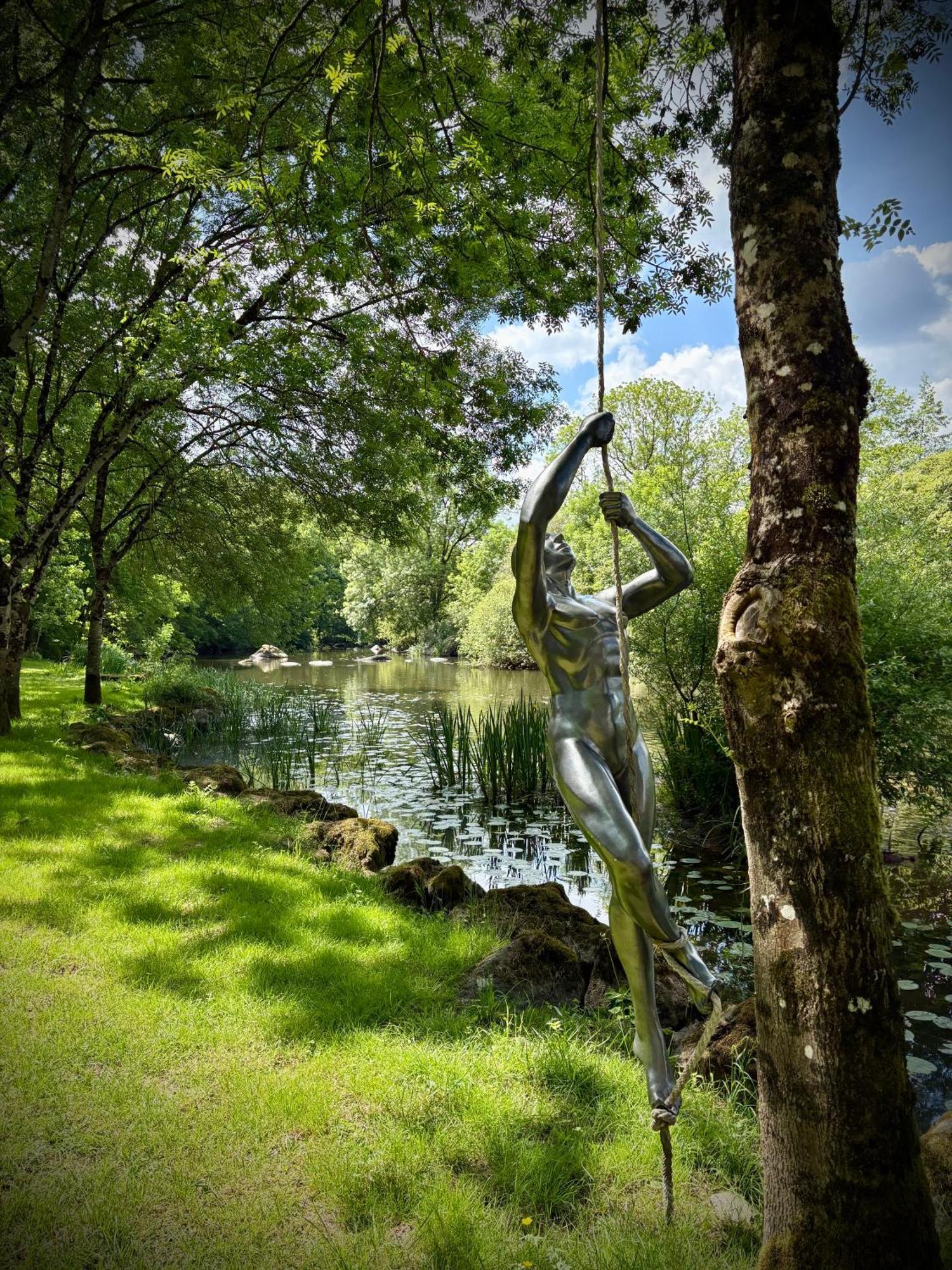Le Moulin Du Guy, Proche Du Puy Dufou Bed & Breakfast Chanverrie Ngoại thất bức ảnh